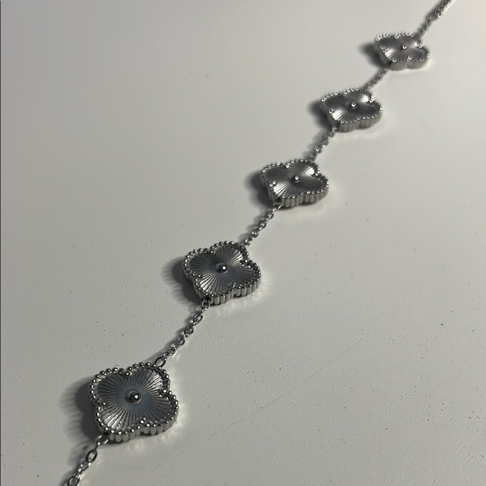 Elegant Silver Floral Bracelet